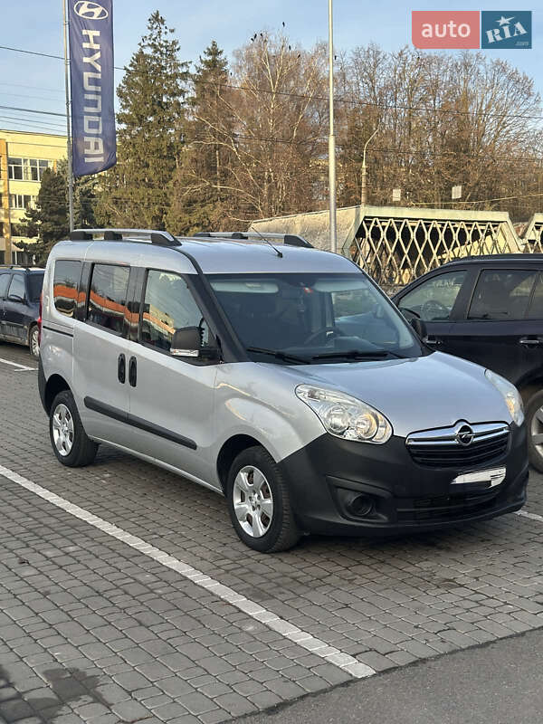 Мінівен Opel Combo 2013 в Тернополі