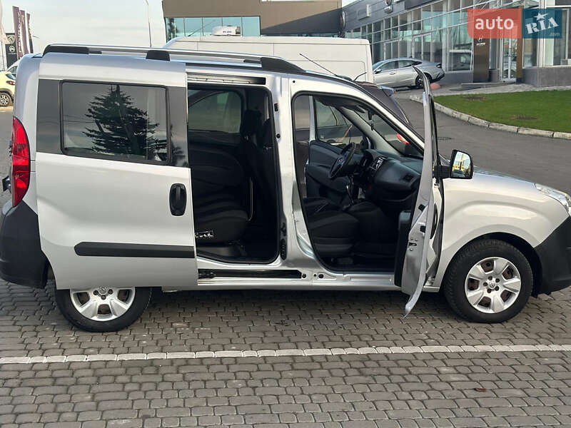 Мінівен Opel Combo 2013 в Тернополі
