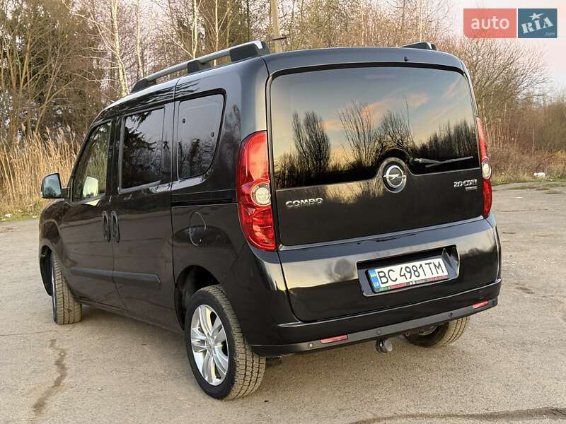 Минивэн Opel Combo 2012 в Трускавце