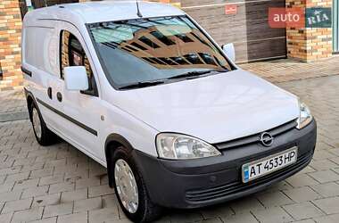 Вантажний фургон Opel Combo 2008 в Калуші