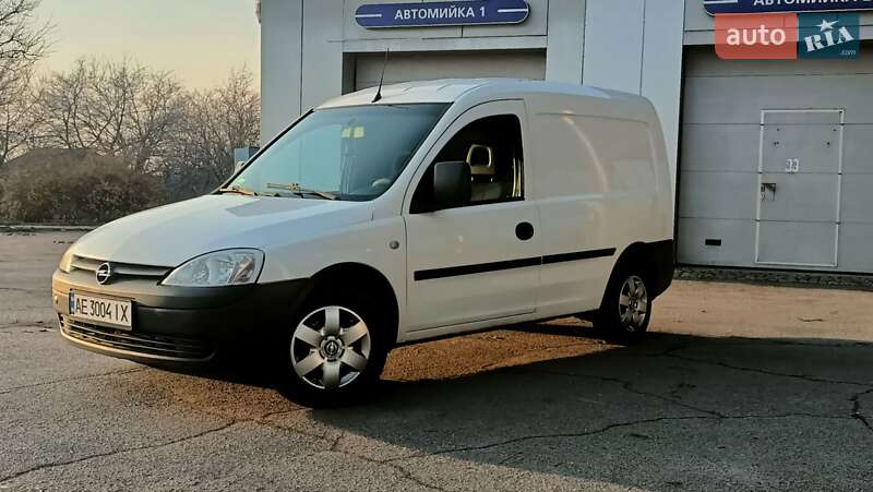 Вантажний фургон Opel Combo 2007 в Дніпрі