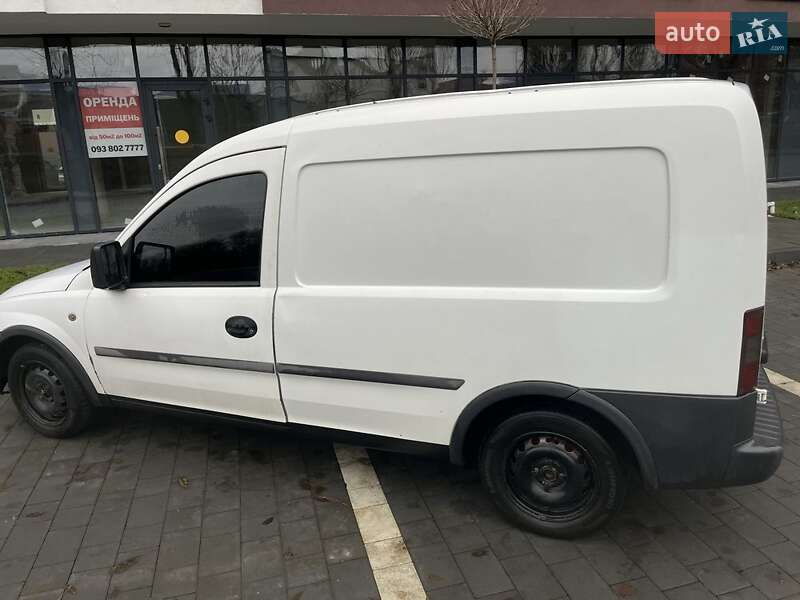 Грузовой фургон Opel Combo 2003 в Сваляве фото 7 Грузовой фургон Opel Combo 2003 в Сваляве