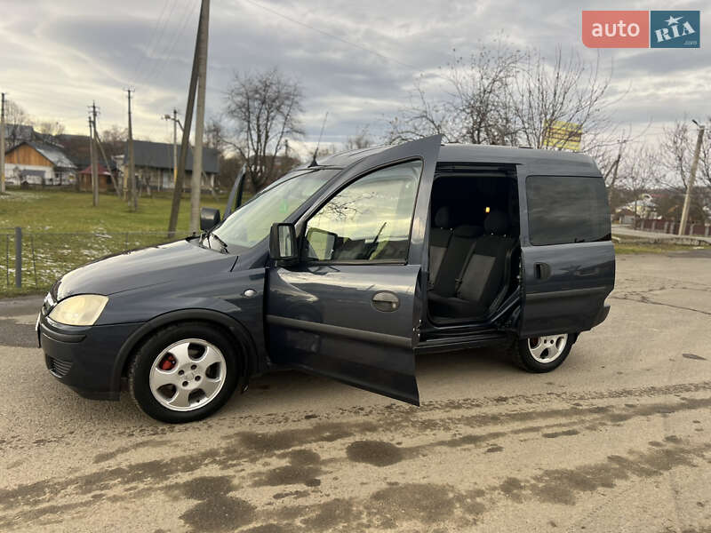 Мінівен Opel Combo 2010 в Коломиї фото 50 Мінівен Opel Combo 2010 в Коломиї