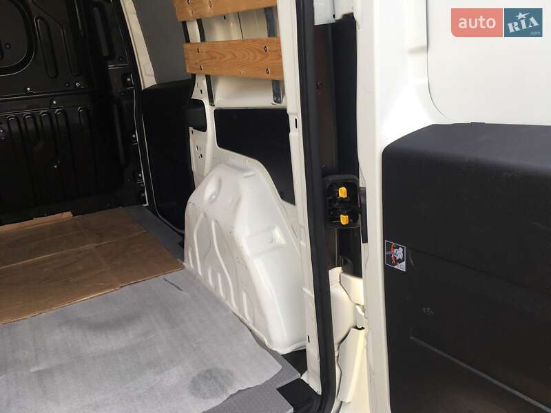 Вантажний фургон Opel Combo 2018 в Києві