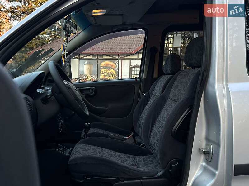 Мінівен Opel Combo 2006 в Дрогобичі фото 25 Мінівен Opel Combo 2006 в Дрогобичі