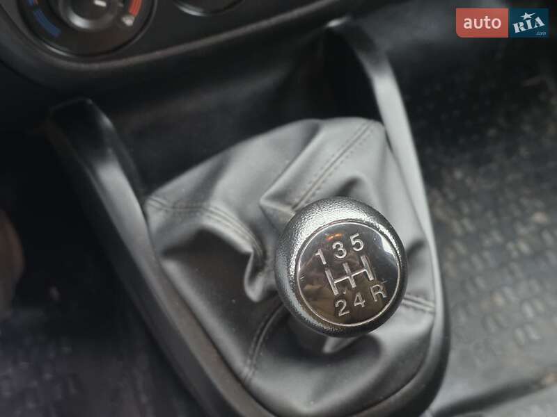 Вантажний фургон Opel Combo 2018 в Тернополі фото 33 Вантажний фургон Opel Combo 2018 в Тернополі