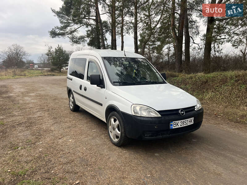 Opel Combo 2006