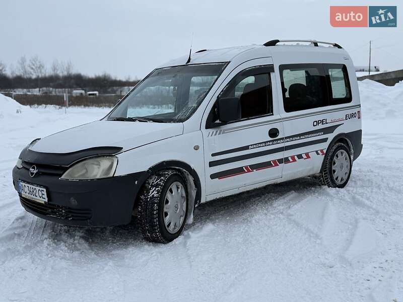 Мінівен Opel Combo 2005 в Луцьку