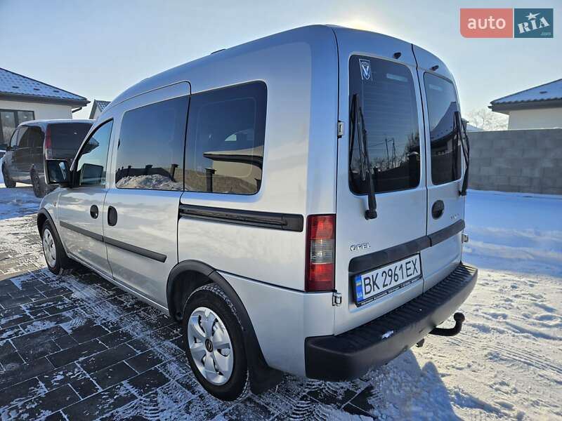 Минивэн Opel Combo 2009 в Ровно фото 4 Минивэн Opel Combo 2009 в Ровно