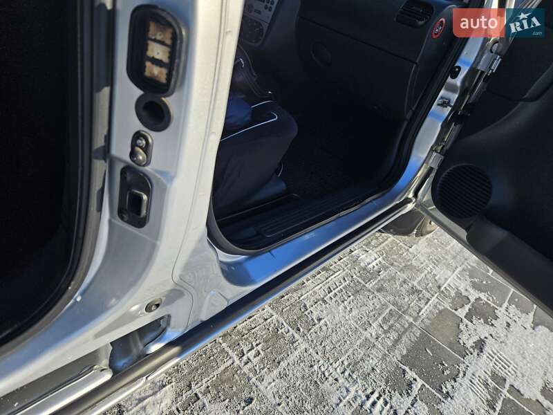 Минивэн Opel Combo 2009 в Ровно фото 20 Минивэн Opel Combo 2009 в Ровно