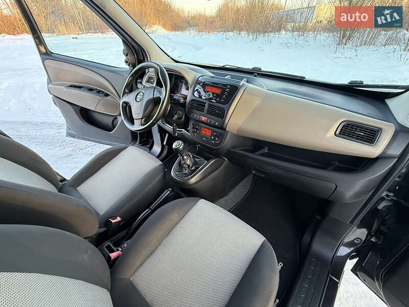 Мінівен Opel Combo 2012 в Трускавці