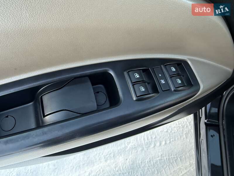 Мінівен Opel Combo 2012 в Трускавці