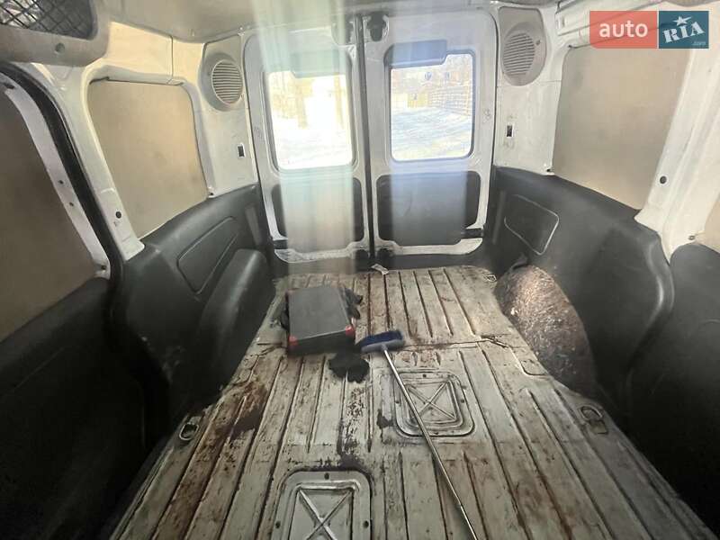 Вантажний фургон Opel Combo 2011 в Києві фото 55 Вантажний фургон Opel Combo 2011 в Києві