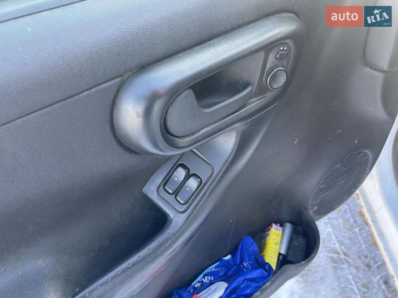 Вантажний фургон Opel Combo 2011 в Києві фото 19 Вантажний фургон Opel Combo 2011 в Києві