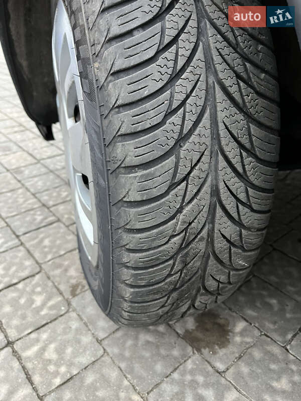 Мінівен Opel Combo 2006 в Запоріжжі фото 15 Мінівен Opel Combo 2006 в Запоріжжі