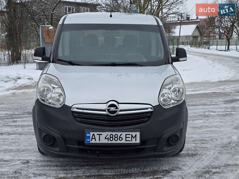 Минивэн Opel Combo 2012 в Калуше