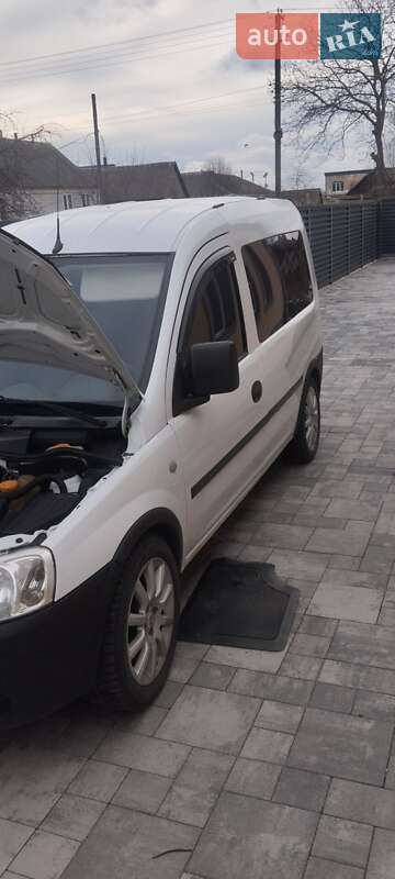 Мінівен Opel Combo 2011 в Житомирі