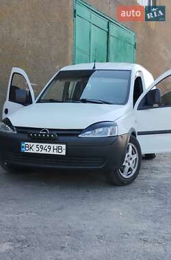 Минивэн Opel Combo 2003 в Остроге