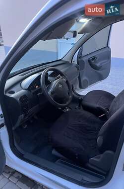 Минивэн Opel Combo 2003 в Турке