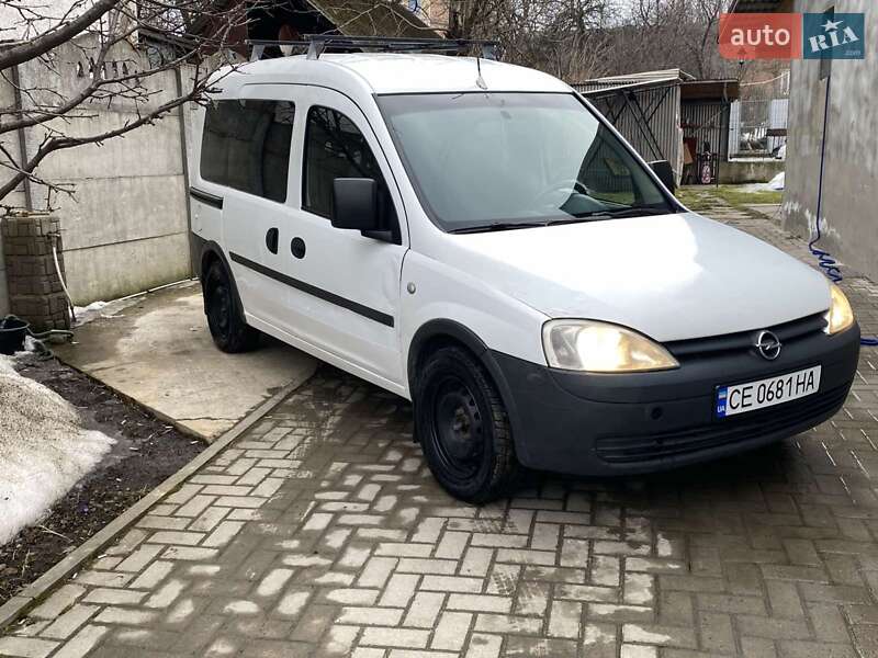 Мінівен Opel Combo 2002 в Чернівцях