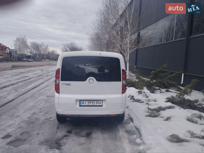 Мінівен Opel Combo 2012 в Білій Церкві