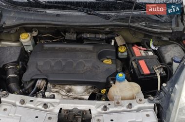 Мінівен Opel Combo 2012 в Коломиї
