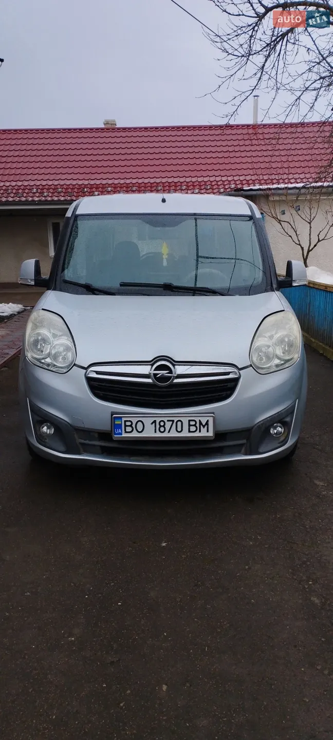 Opel Combo 2012