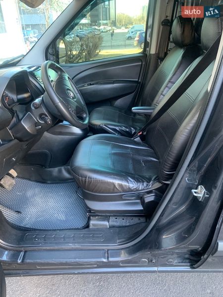 Грузовой фургон Opel Combo 2013 в Киеве