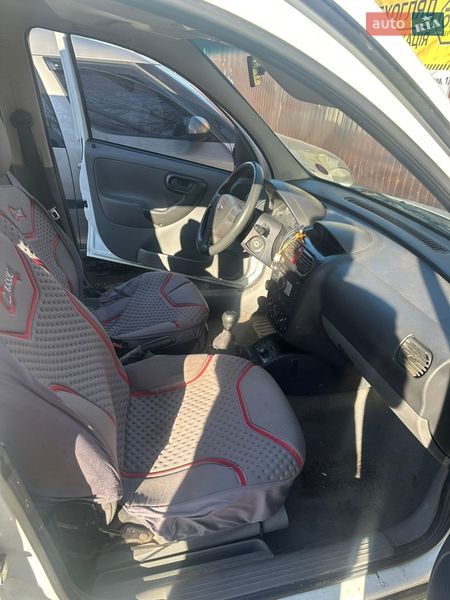 Мінівен Opel Combo 2005 в Ірпені фото 5 Мінівен Opel Combo 2005 в Ірпені