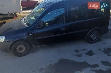 Минивэн Opel Combo 2006 в Вишневом