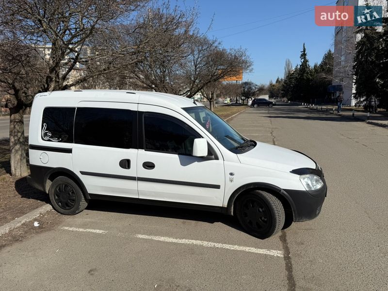 Минивэн Opel Combo 2005 в Полтаве
