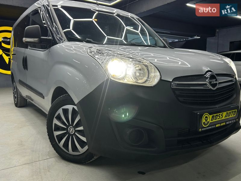 Мінівен Opel Combo 2014 в Чернівцях