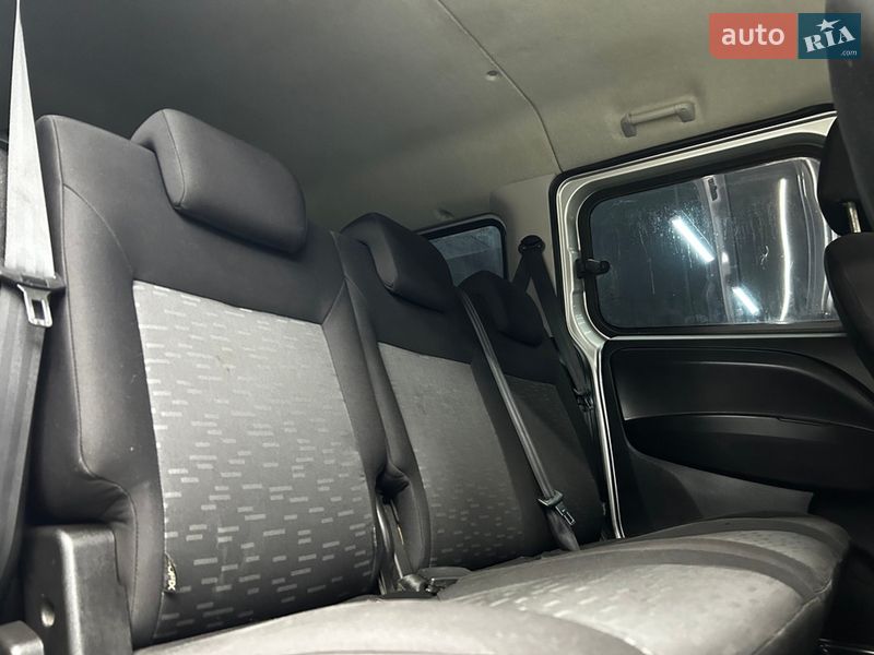 Мінівен Opel Combo 2014 в Чернівцях