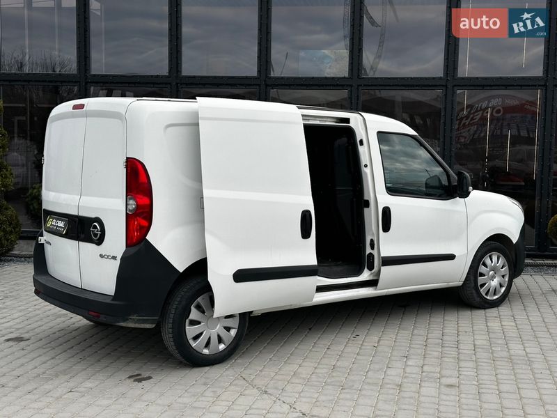Грузовой фургон Opel Combo 2015 в Львове