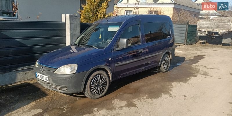 Минивэн Opel Combo 2003 в Степани