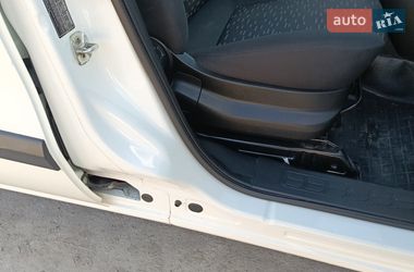 Вантажний фургон Opel Combo 2013 в Брюховичах