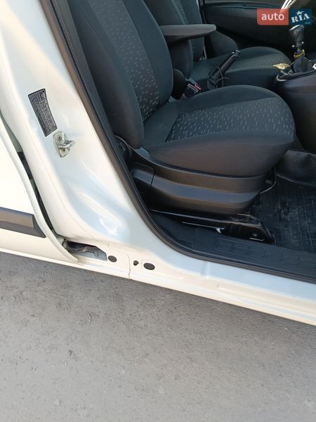 Вантажний фургон Opel Combo 2013 в Брюховичах фото 24 Вантажний фургон Opel Combo 2013 в Брюховичах