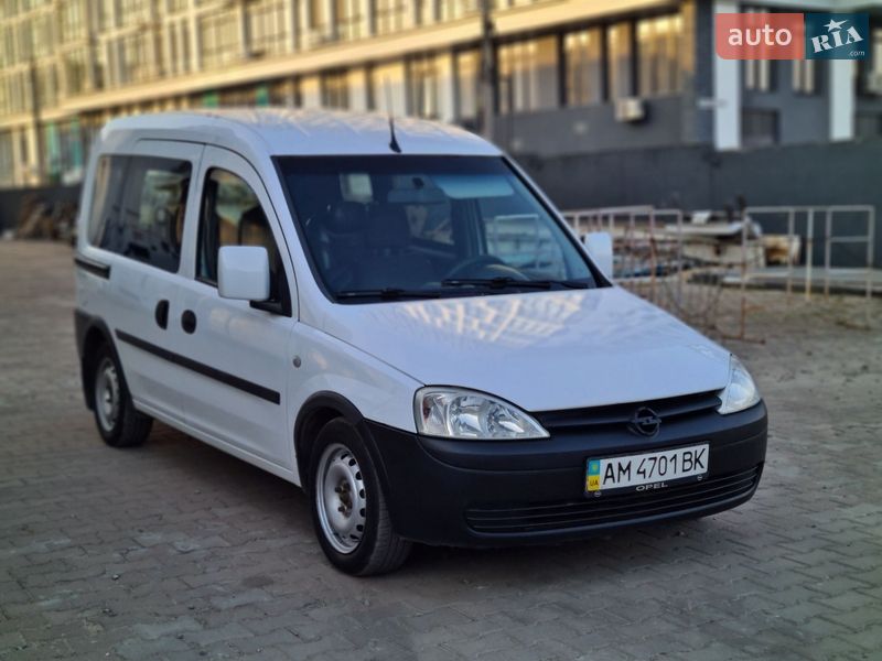 Мінівен Opel Combo 2006 в Житомирі фото 2 Мінівен Opel Combo 2006 в Житомирі