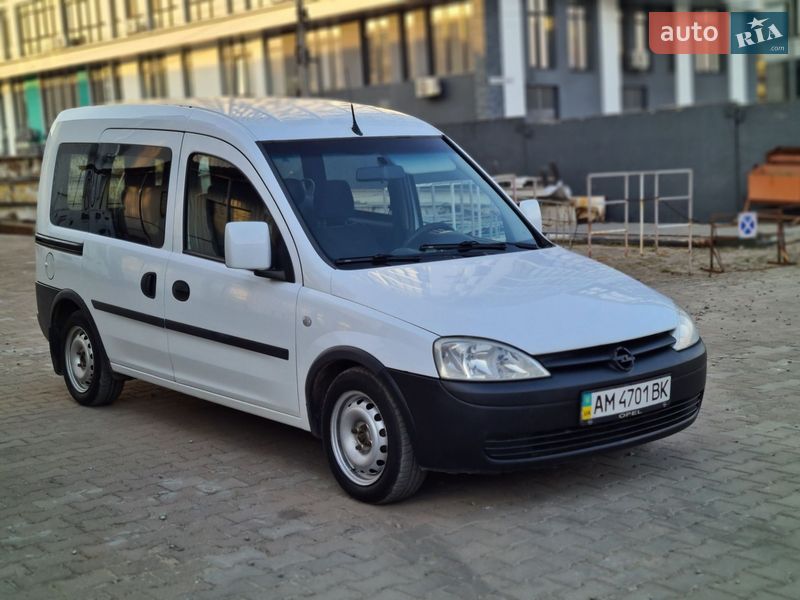 Мінівен Opel Combo 2006 в Житомирі фото 3 Мінівен Opel Combo 2006 в Житомирі