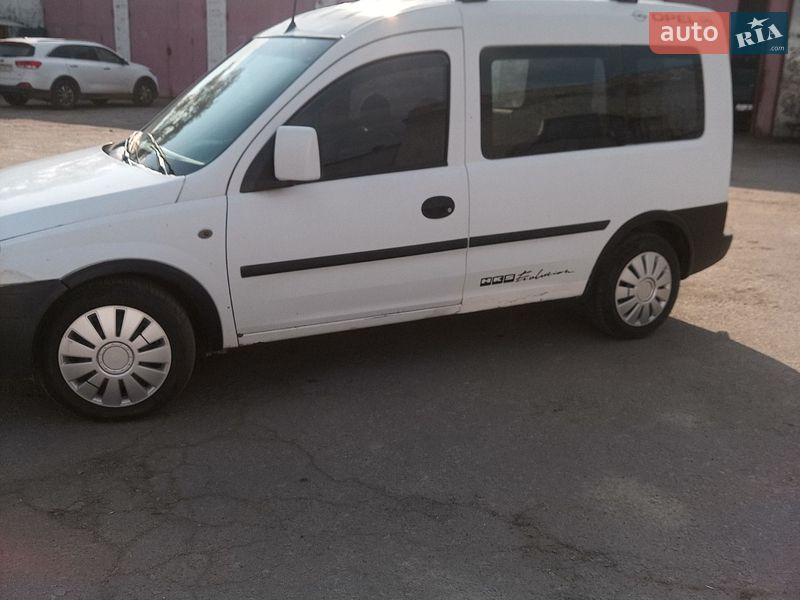 Минивэн Opel Combo 2004 в Житомире