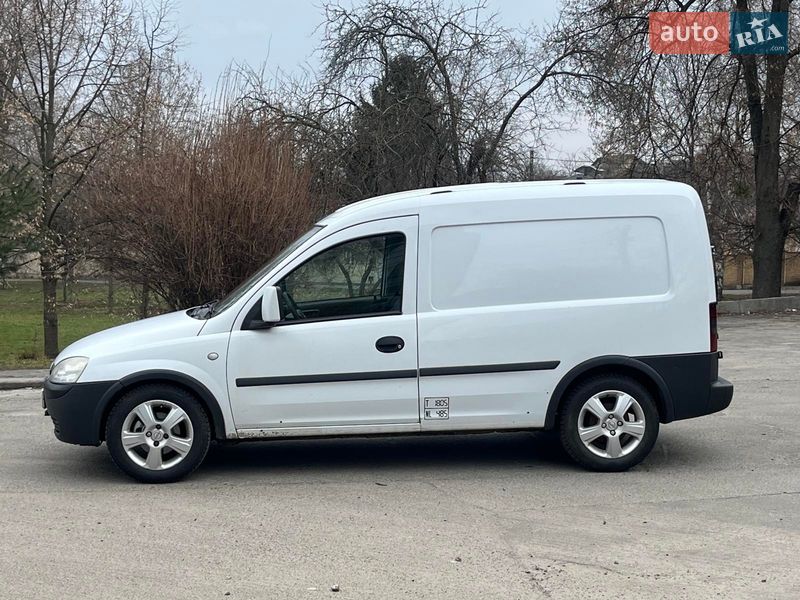 Вантажний фургон Opel Combo 2011 в Києві фото 7 Вантажний фургон Opel Combo 2011 в Києві