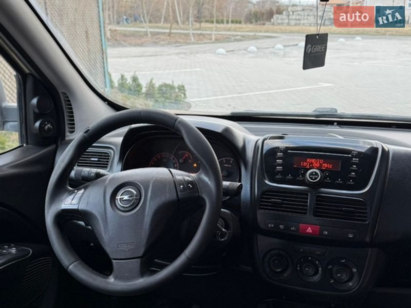 Мінівен Opel Combo 2016 в Шептицькому
