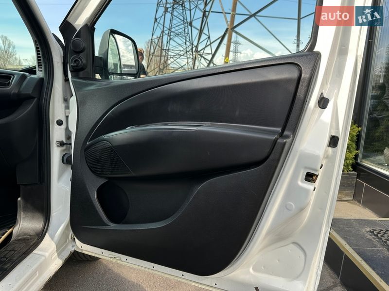 Грузовой фургон Opel Combo 2015 в Харькове