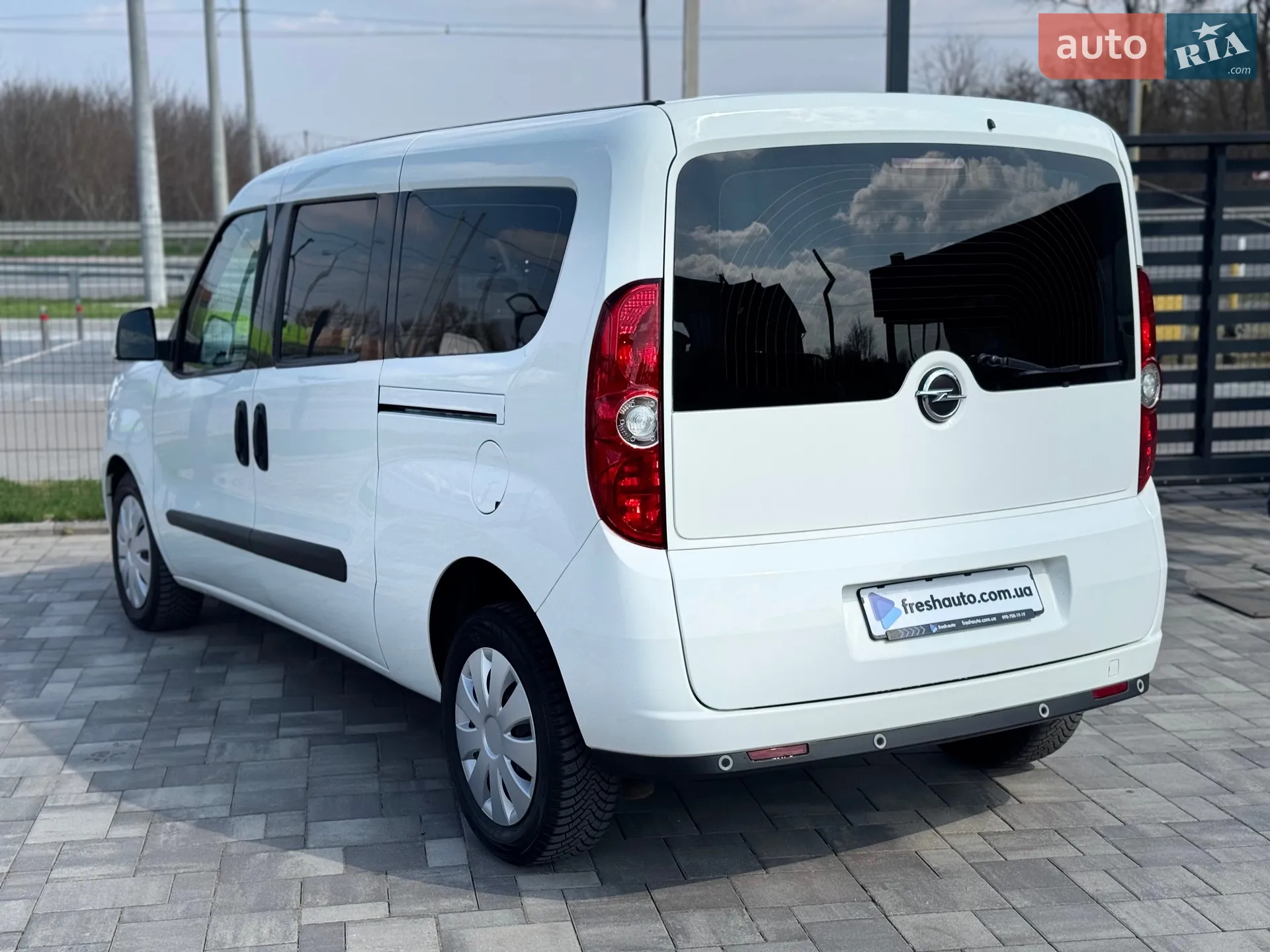 2018 Opel Combo - мініатюра 11