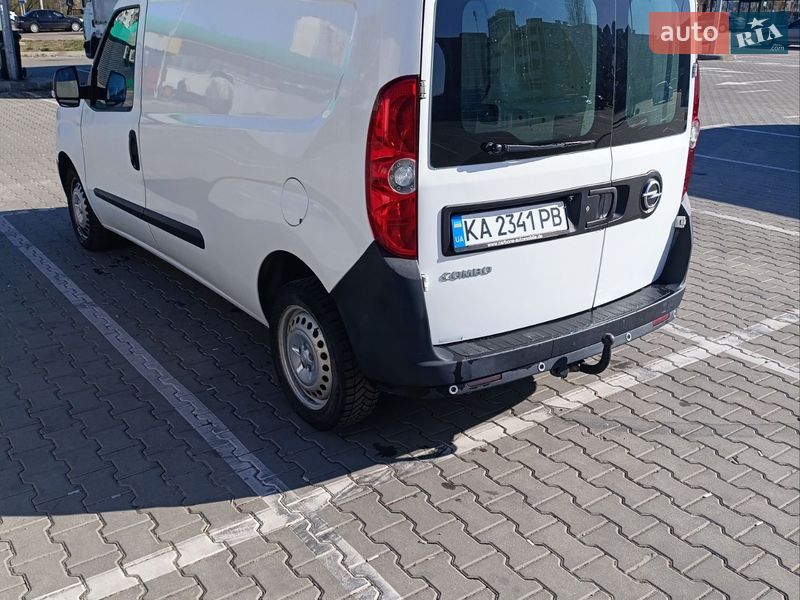 Вантажний фургон Opel Combo 2018 в Києві