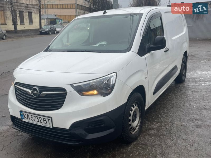 Вантажний фургон Opel Combo 2018 в Києві