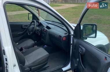 Минивэн Opel Combo 2005 в Ивано-Франковске
