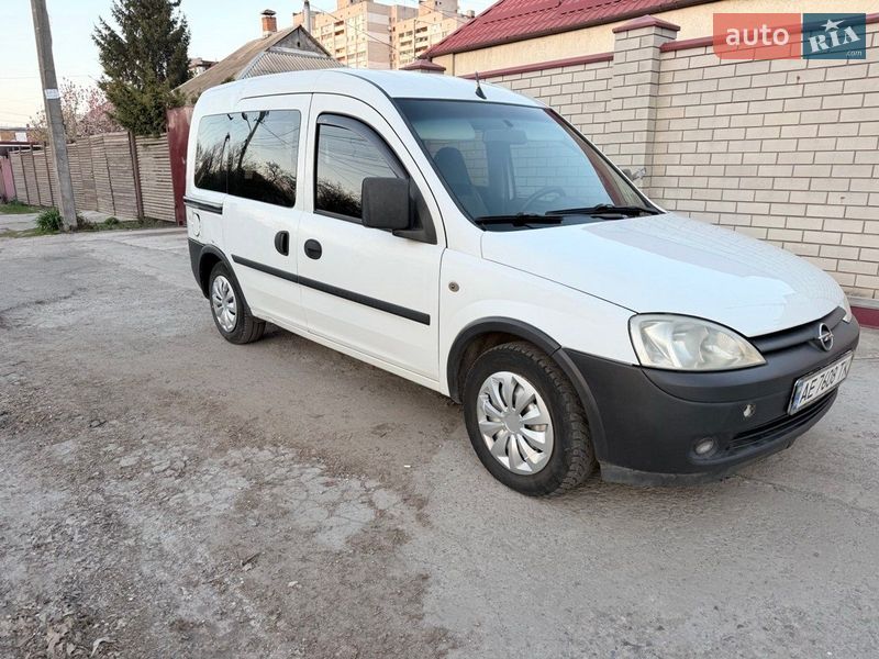 Opel Combo 2005