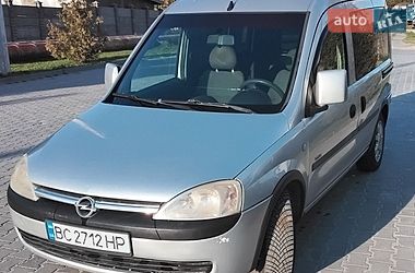 Мінівен Opel Combo 2002 в Новояворівську