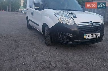 Вантажопасажирський фургон Opel Combo 2012 в Черкасах